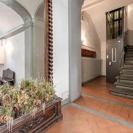 Cathedral Studio, San Lorenzo