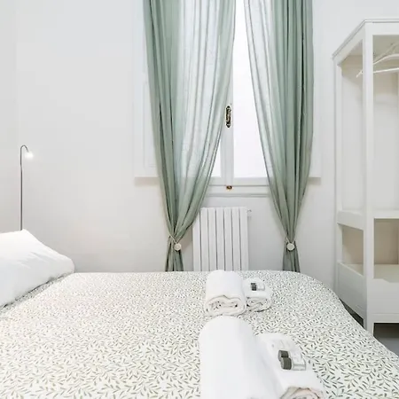 Duomo Deluxe Apartment, Florence