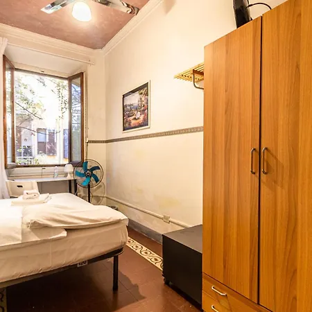 Primavera Bed & Breakfast 2*