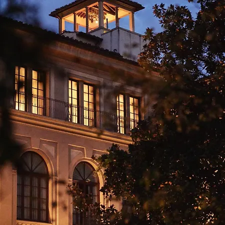 Four Seasons 5* Florence