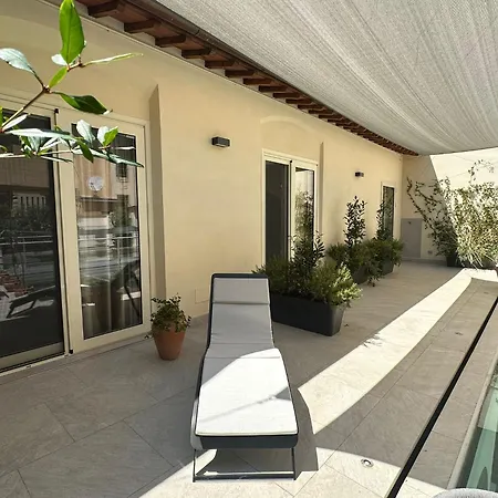 Dimora Collection - Le Corti - Boutique Luxury In A Restored 13th Century Convent, With Sauna And Gym (adults Only)