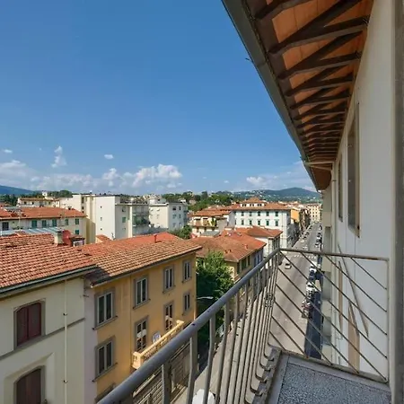 Esclusivo Fiorentino 120mq Netflix, Ac Apartment *