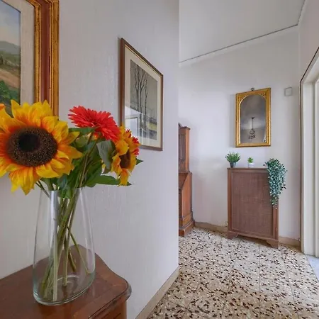 Apartment Esclusivo Fiorentino 120mq Netflix, Ac *