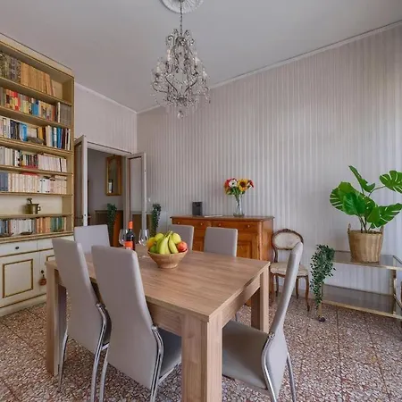 Esclusivo Fiorentino 120mq Netflix, Ac Apartment