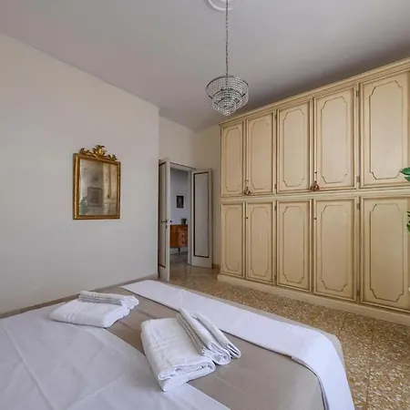 Esclusivo Fiorentino 120mq Netflix, Ac Florence