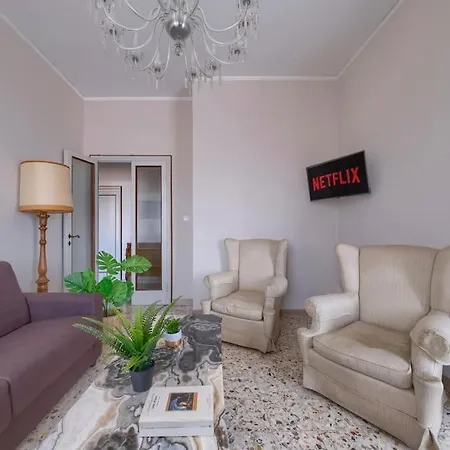 Esclusivo Fiorentino 120mq Netflix, Ac Apartment