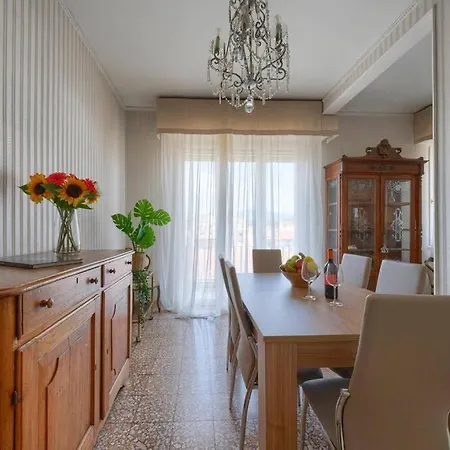 Esclusivo Fiorentino 120mq Netflix, Ac Apartment *