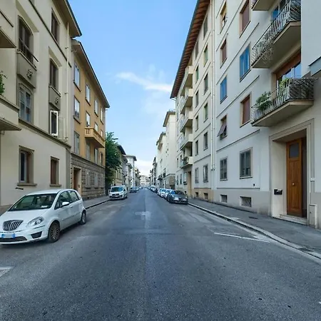 Esclusivo Fiorentino 120mq Netflix, Ac Apartment *