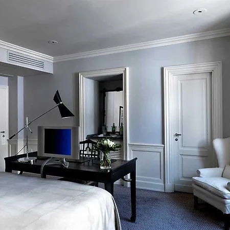 The Place 5*