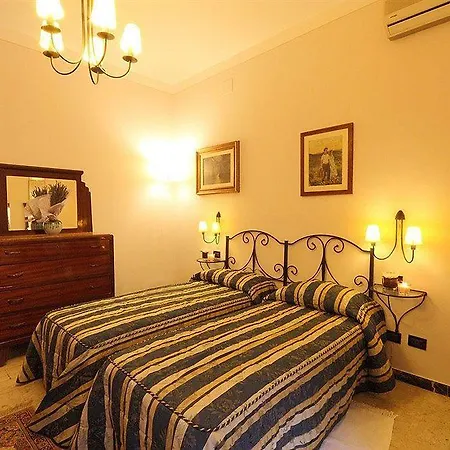 Bed & Breakfast Badia Fiorentina 3*