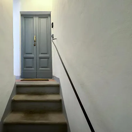 Il Giglio - Tintori Apartment Florence