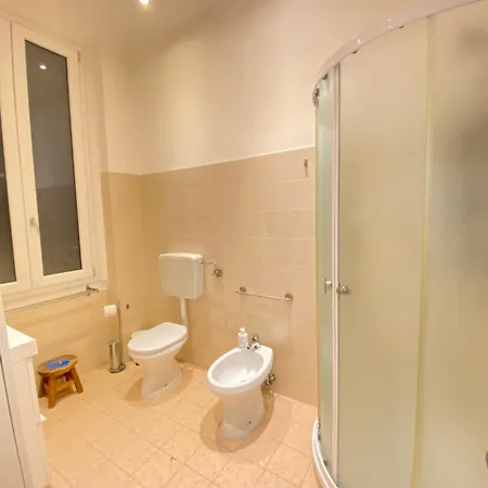 Florentia House * Florence