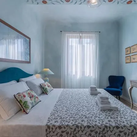 Apartment Oltrarno Family In *