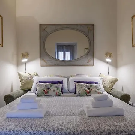 Apartment Oltrarno Family In