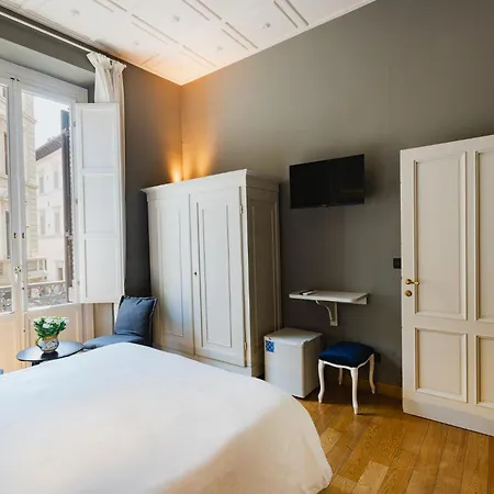 Am Collection Cavour Bed and Breakfast 4*