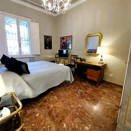 Apartment Greenhouse Florence