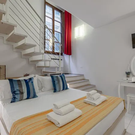 Apartment Charming Loft Near The Duomo Cathedral Florence