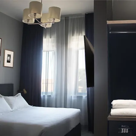 Отель C-hotels Joy 4*