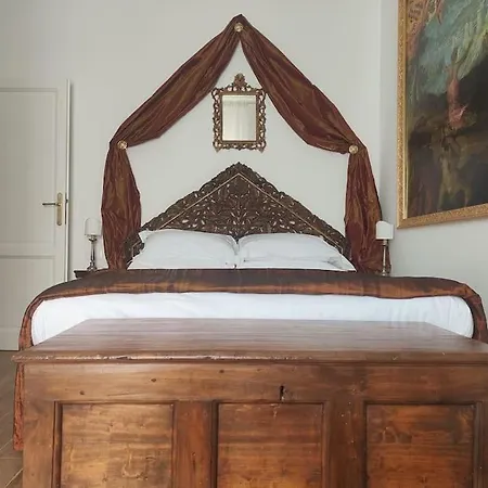 Santa Caterina Palace In Florence-3 Bedroom Apartment Florence