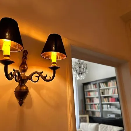 Santa Caterina Palace In Florence-3 Bedroom Apartment