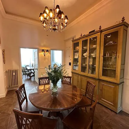 Santa Caterina Palace In Florence-3 Bedroom *