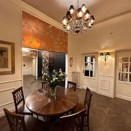 Santa Caterina Palace In Florence-3 Bedroom