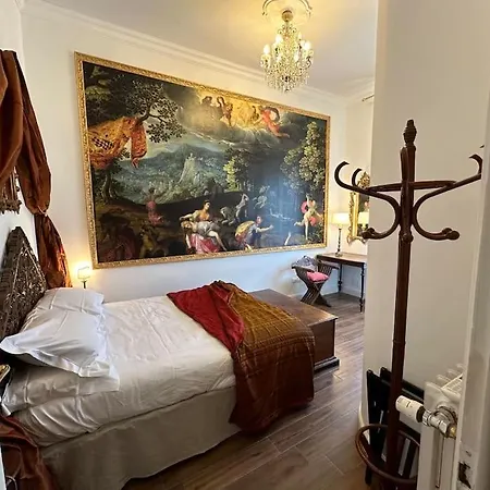Apartment Santa Caterina Palace In Florence-3 Bedroom Florence