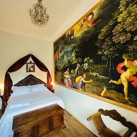 Santa Caterina Palace In Florence-3 Bedroom * Florence
