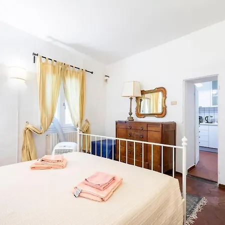 Tacconi - Signorile 3bdr Apartment