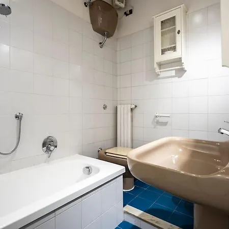 Tacconi - Signorile 3bdr Apartment Florence