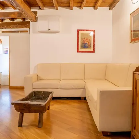 Apartamento Chiesa Apt - Dolcevita Holiday
