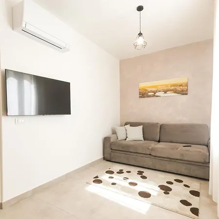 Magicflo Santa Croce Apartment