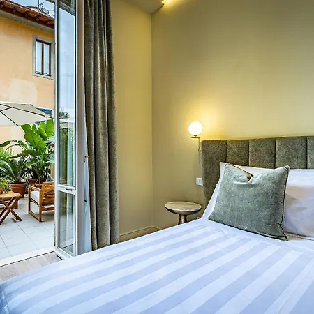 Ungherese Small Luxury Hotel 3*