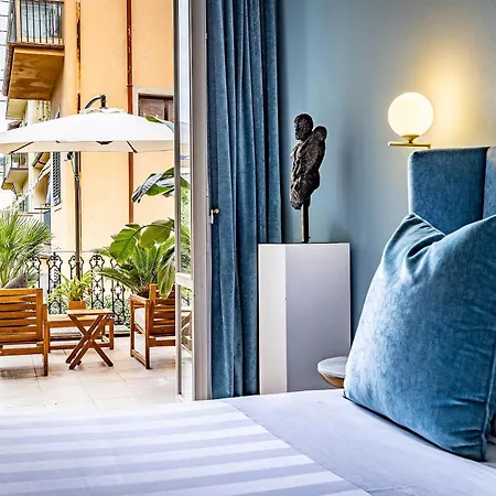 Ungherese Small Luxury 3* Firenze