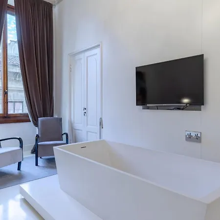 Luxury With Big Terrace In * Florencia