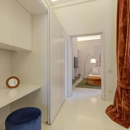 Luxury With Big Terrace In Apart Otel Floransa