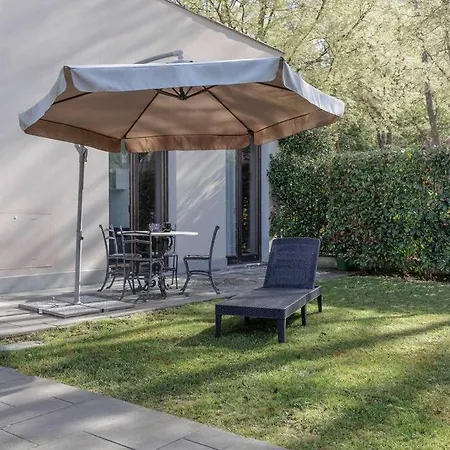 Διαμέρισμα Michelangelo Deluxe Garden *