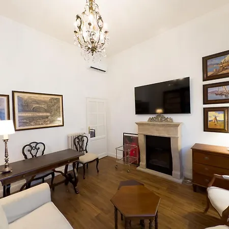 Apartment Santa Caterina Palace In Florence-3 Bedroom Florence