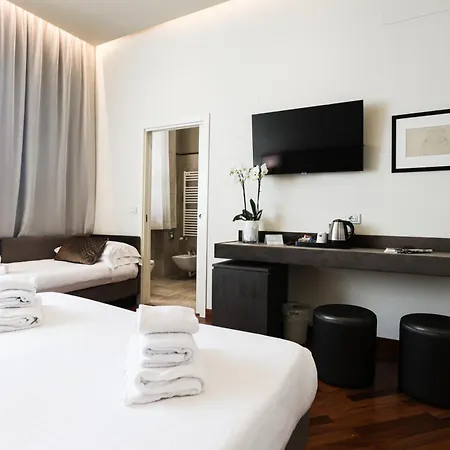 Hotel Embassy 4*