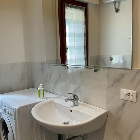 Apartment Apostolino *