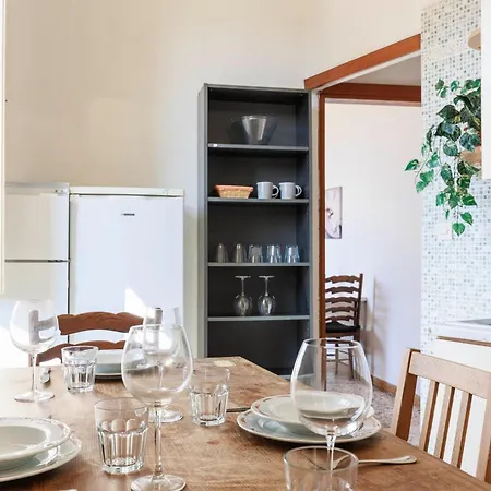 Apartment Faenza Huge