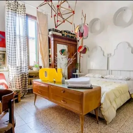 Urban Utopia Bed & Breakfast