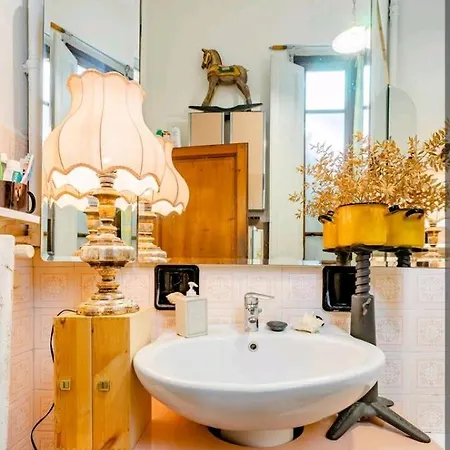 Urban Utopia Bed and Breakfast
