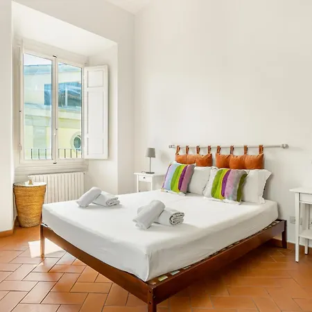Appartamento The Lions' In The Historic Centre X8 *