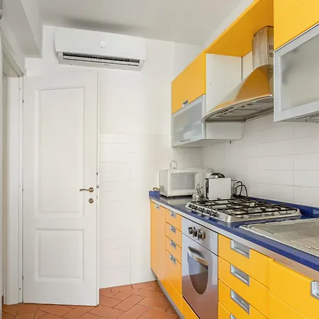 Appartamento The Lions' In The Historic Centre X8 *
