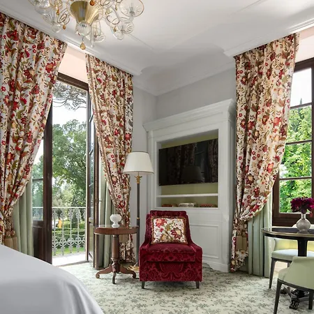 Four Seasons 5*