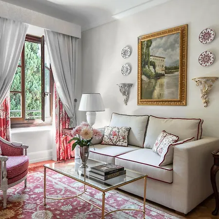 Four Seasons 5* Florence