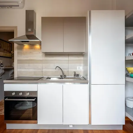 The Luxor - Angelico Apartment