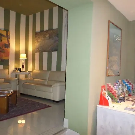 ḥọṭẹḷ ṿẹṇẹṭọ !! Centro Storico Di ƒirenze !!! Con Access Ztl Hotel Firenze