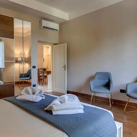 Apartment Ridolfi By Mamo Florence